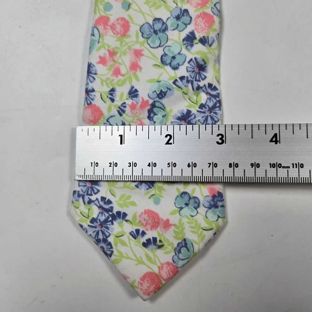Janie and Jack‎ Necktie Kids 6+ White Floral Pre-Tied Adjustable Wedding Easter